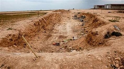 I­r­a­k­­t­a­ ­i­k­i­ ­t­o­p­l­u­ ­m­e­z­a­r­ ­b­u­l­u­n­d­u­